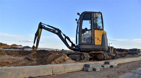 mini excavator hire wide bay|Mini Excavator Hire Fraser Coast .